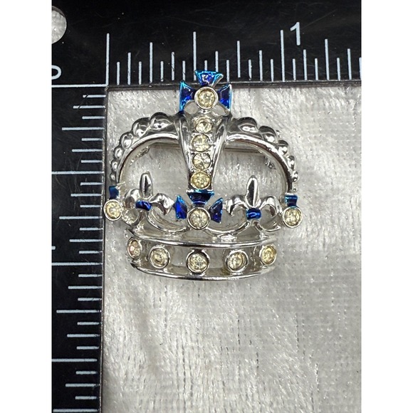 Vintage‎ Crown Brooch Silver Tone Blue Rhinestone Signed Sarah Coventry - Picture 5 of 6